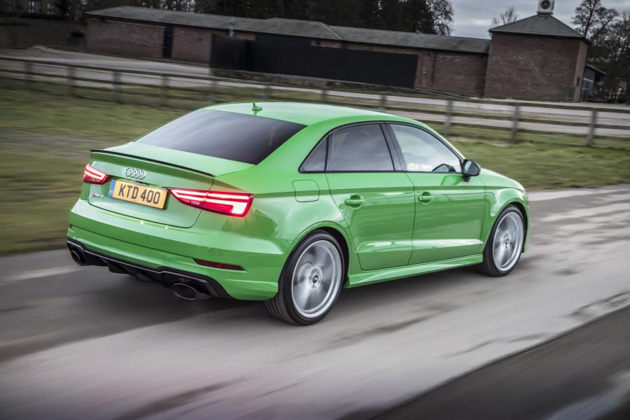  Audi RS3 Sedan (8V) 2017 года  (UK) (фото 40 из 40)